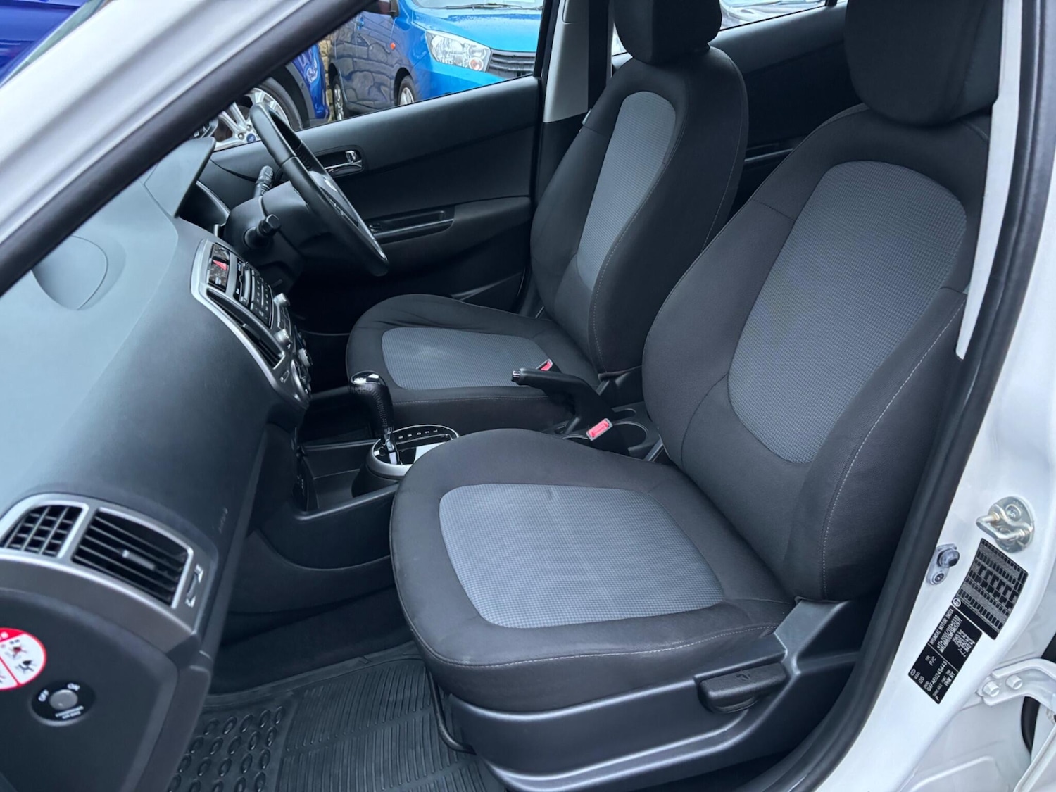 Used Hyundai i20 2014 for sale - 77203773: Photo 23