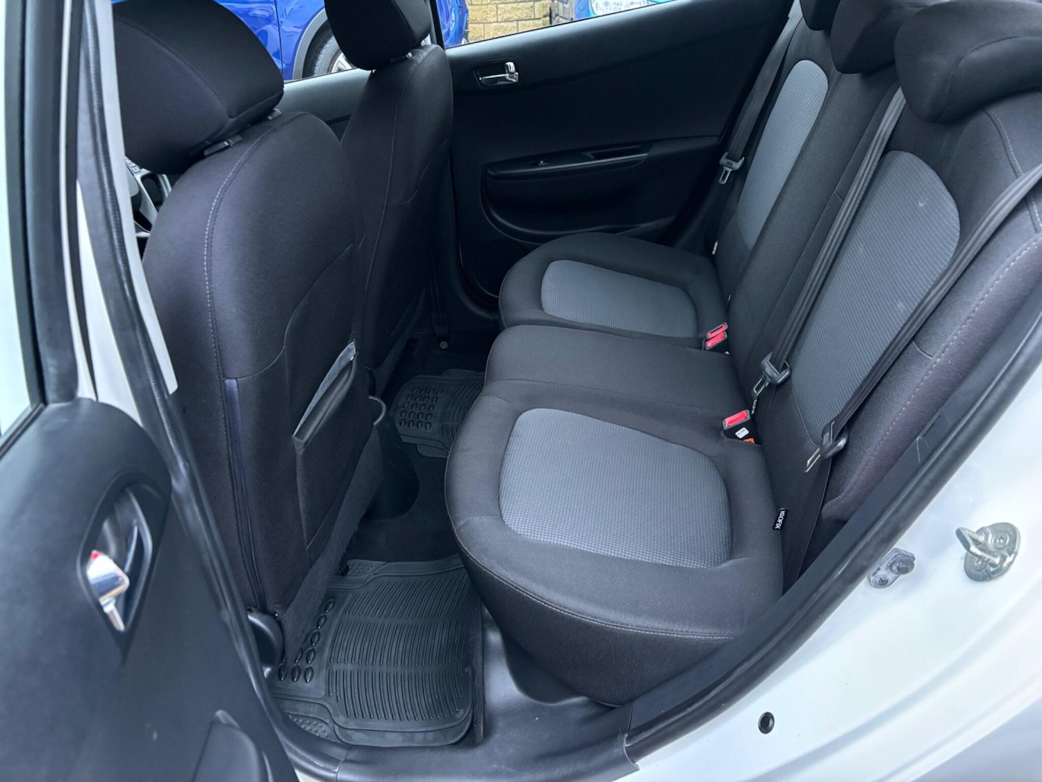 Used Hyundai i20 2014 for sale - 77203773: Photo 24