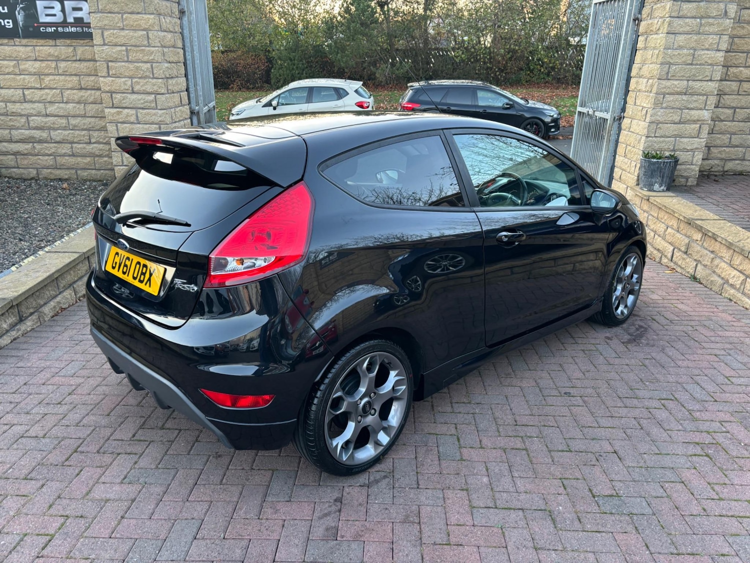 Used Ford Fiesta 2011 for sale - 76990956: Photo 11