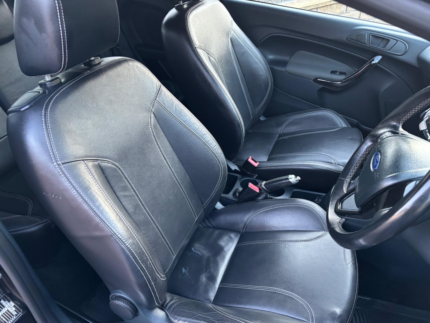 Used Ford Fiesta 2011 for sale - 76990956: Photo 29