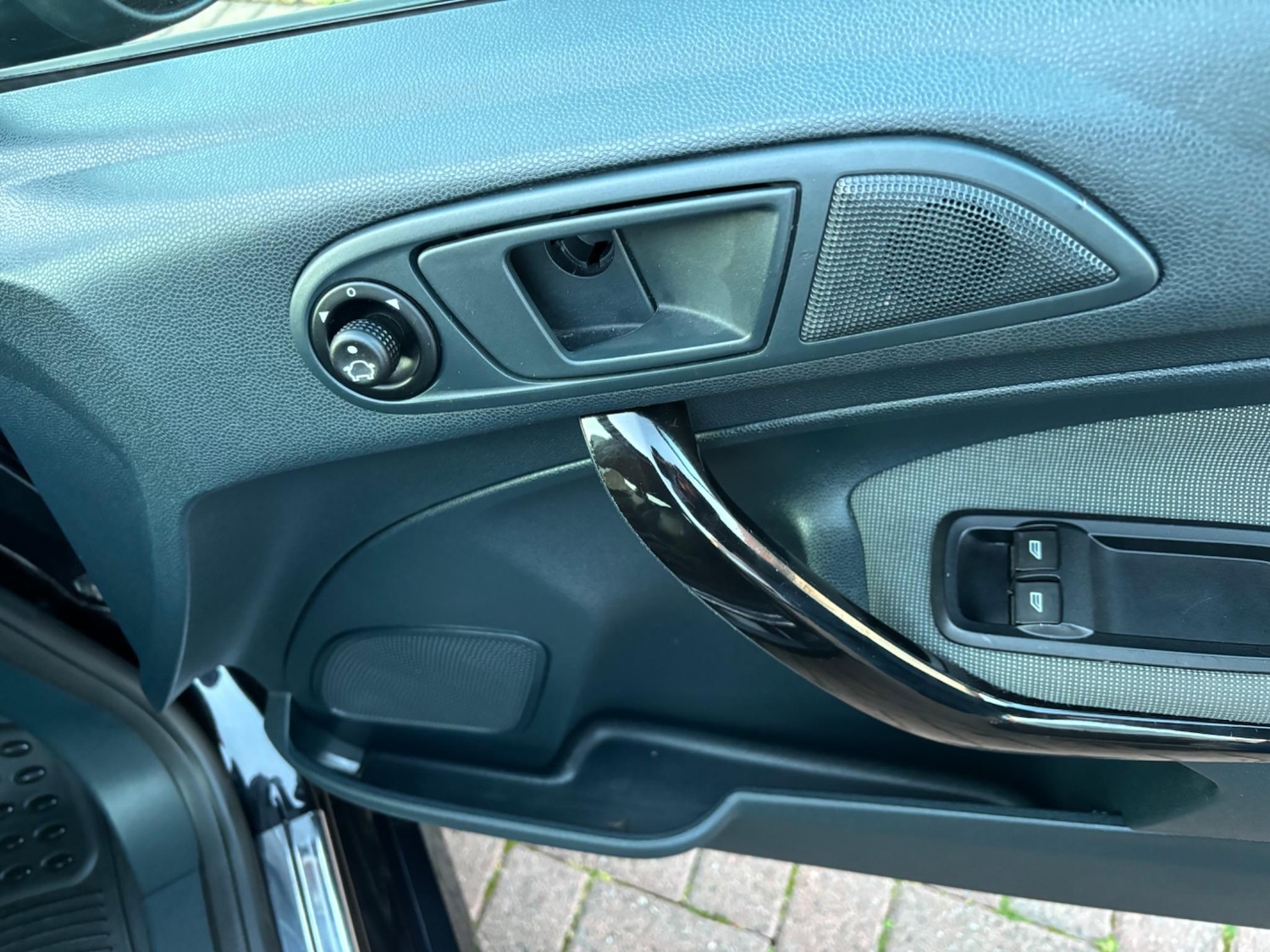 Used Ford Fiesta 2011 for sale - 76990956: Photo 44