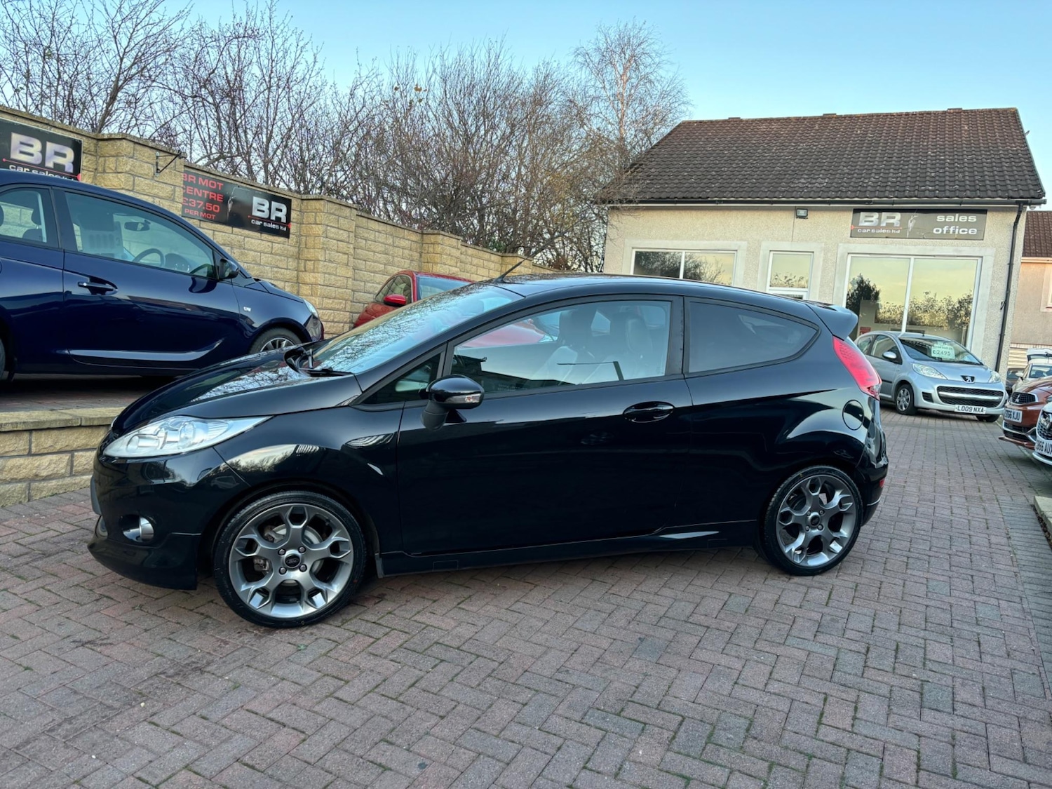 Used Ford Fiesta 2011 for sale - 76990956: Photo 5