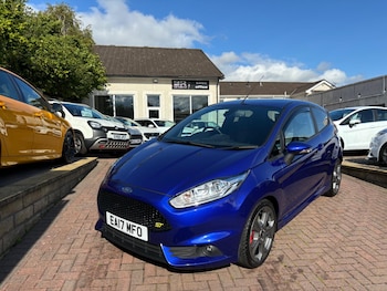 Used Ford Fiesta 2017 for sale - 79324346: Photo