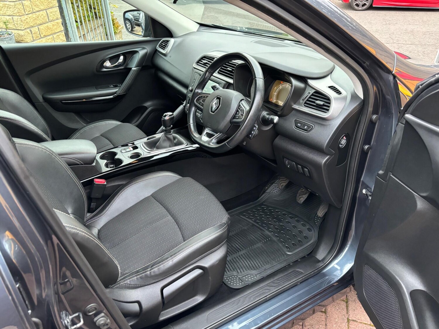 Used Renault Kadjar 2017 for sale - 76307401: Photo 27
