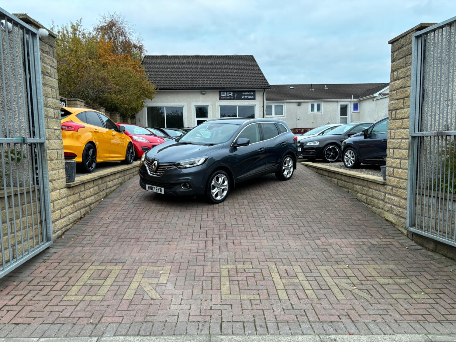 Used Renault Kadjar 2017 for sale - 76307401: Photo 3