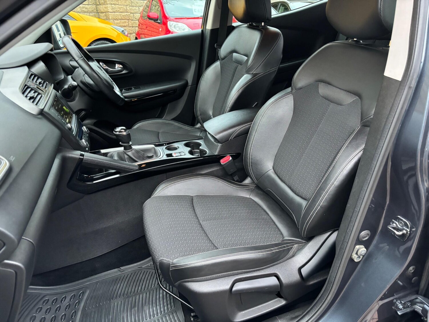 Used Renault Kadjar 2017 for sale - 76307401: Photo 32