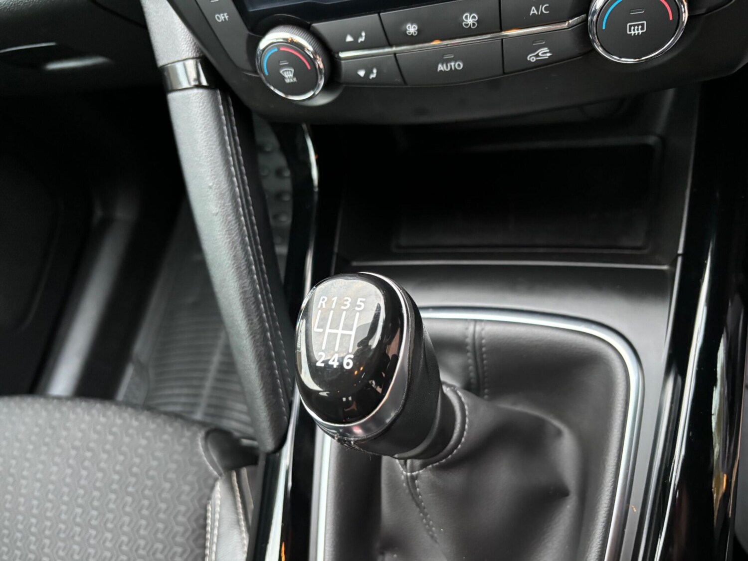 Used Renault Kadjar 2017 for sale - 76307401: Photo 49