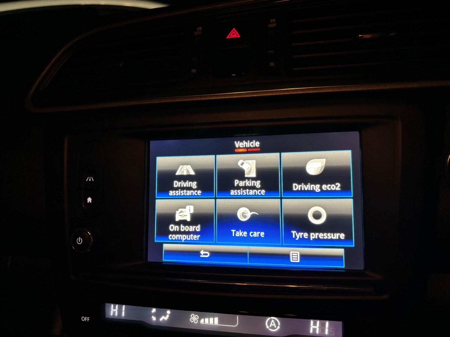 Used Renault Kadjar 2017 for sale - 76307401: Photo 61