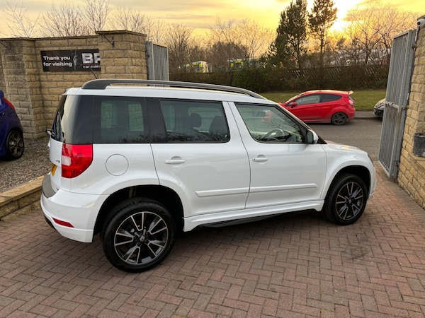 Used Skoda Yeti 2015 for sale - 74070073: Photo 13