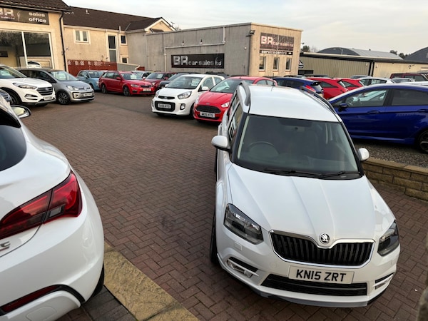 Used Skoda Yeti 2015 for sale - 74070073: Photo 16