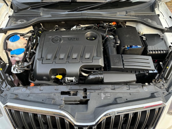 Used Skoda Yeti 2015 for sale - 74070073: Photo 21