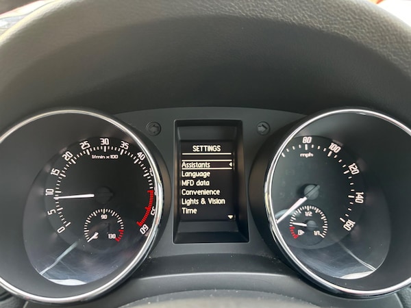 Used Skoda Yeti 2015 for sale - 74070073: Photo 50