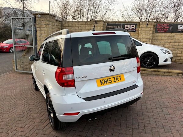 Used Skoda Yeti 2015 for sale - 74070073: Photo 9