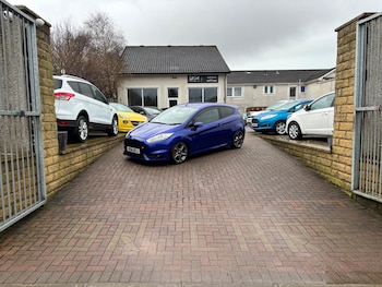 Used Ford Fiesta 2014 for sale - 77633195: Photo