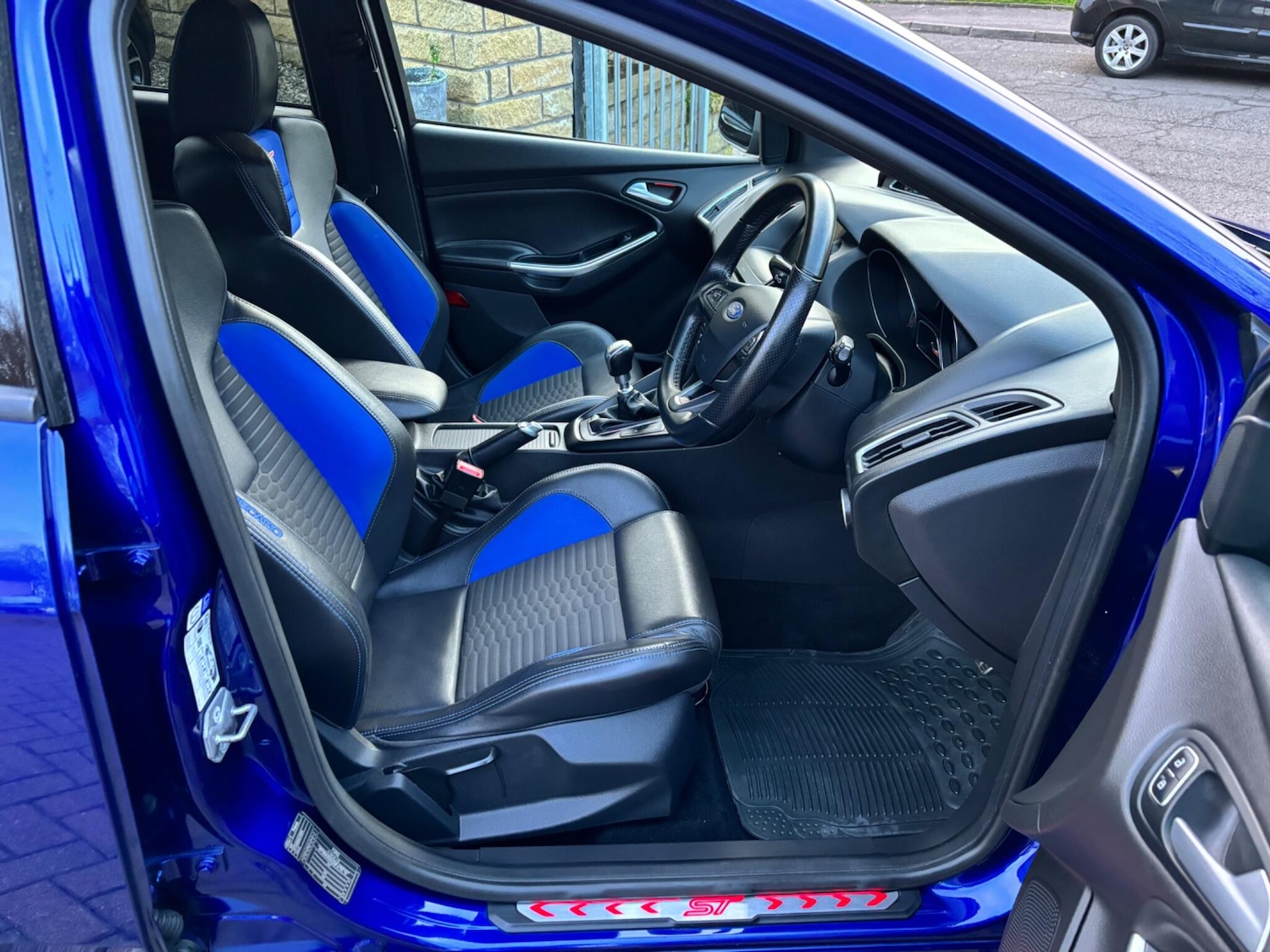 Used Ford Focus for sale - 77926099: Photo 24