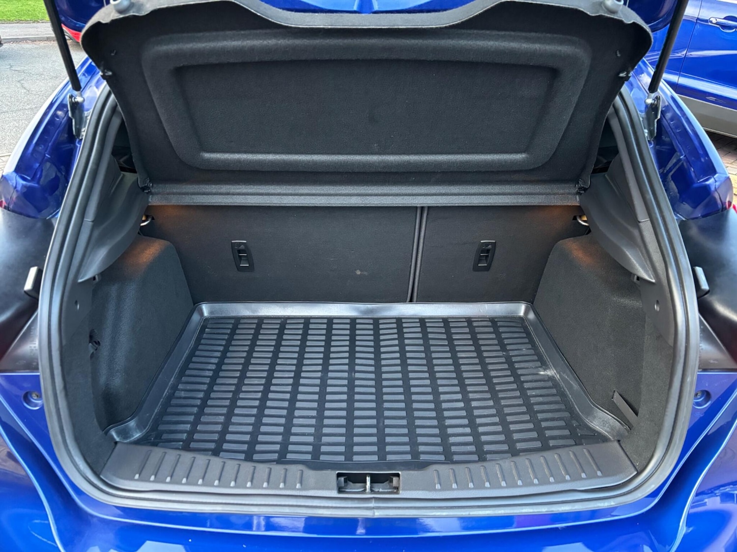 Used Ford Focus for sale - 77926099: Photo 33