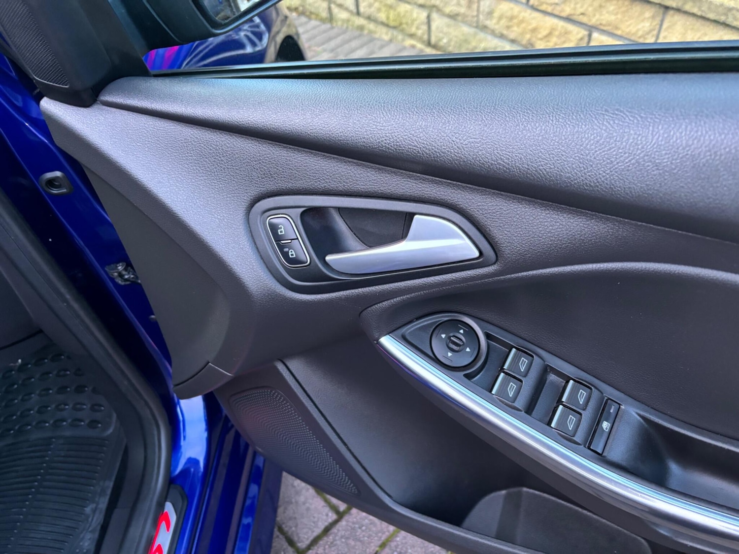 Used Ford Focus for sale - 77926099: Photo 42