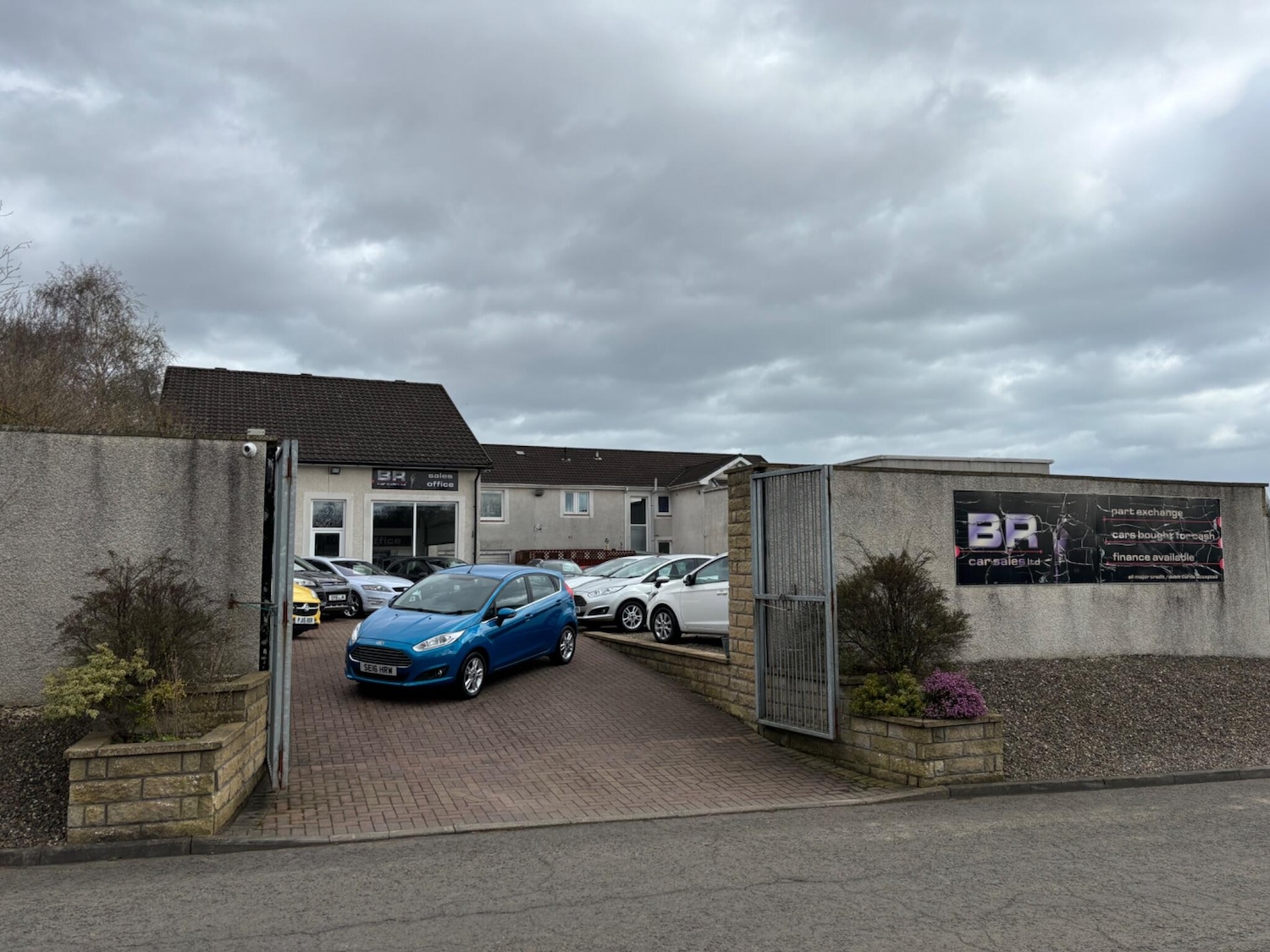 Used Ford Fiesta 2016 for sale - 78085962: Photo 2