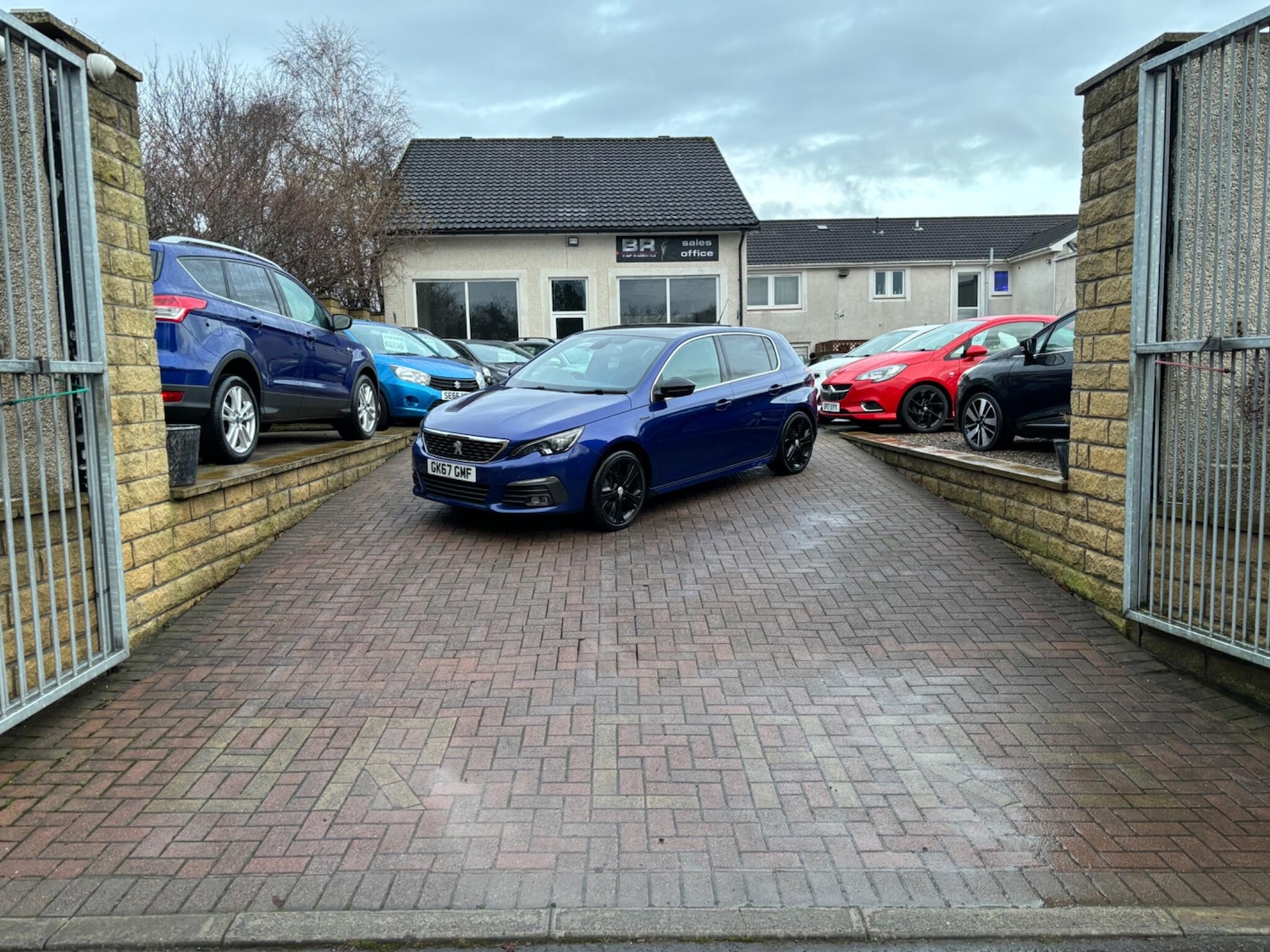 Used Peugeot 308 2017 for sale - 77144422: Photo 3