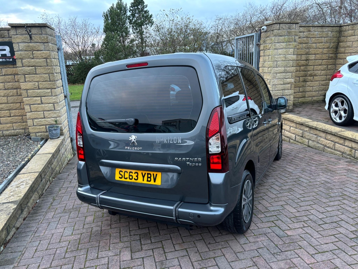 Used Peugeot Partner Tepee 2014 for sale - 76701699: Photo 12