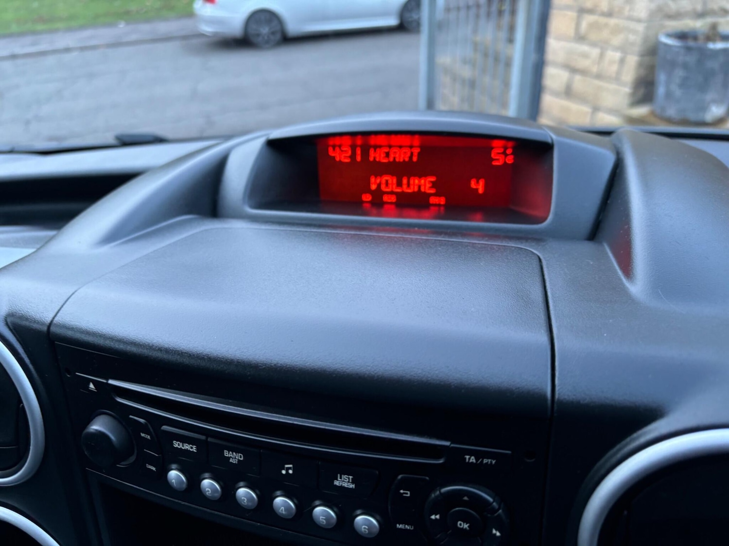 Used Peugeot Partner Tepee 2014 for sale - 76701699: Photo 53