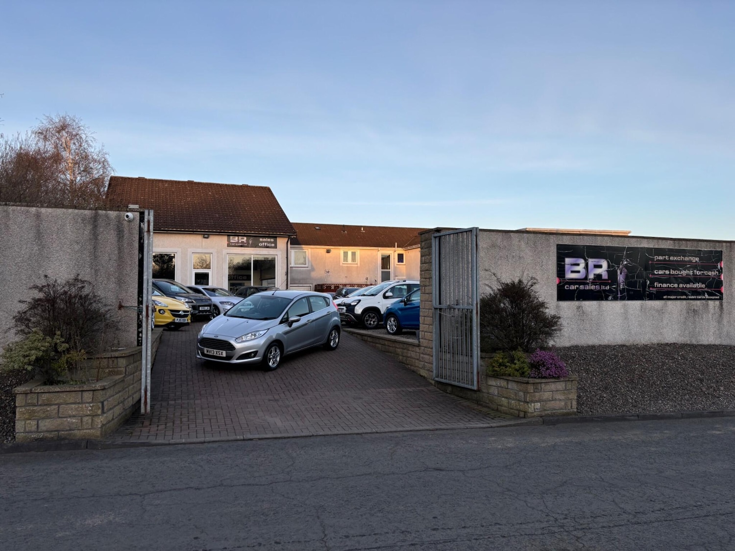 Used Ford Fiesta 2013 for sale - 78058576: Photo 2