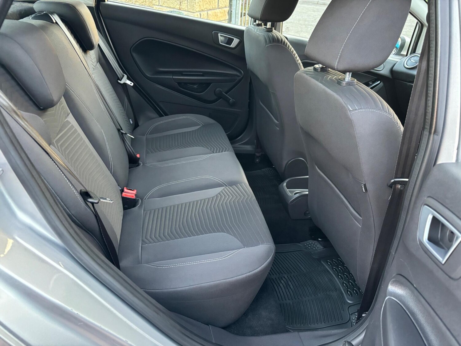 Used Ford Fiesta 2013 for sale - 78058576: Photo 28