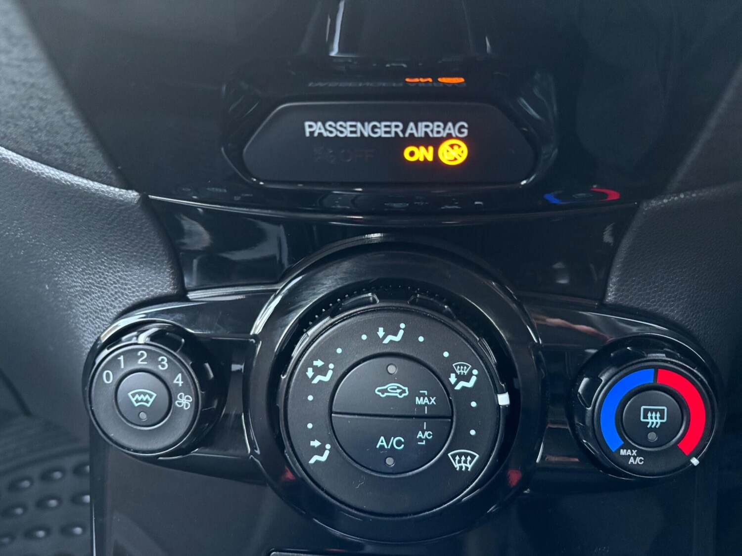 Used Ford Fiesta 2013 for sale - 78058576: Photo 37