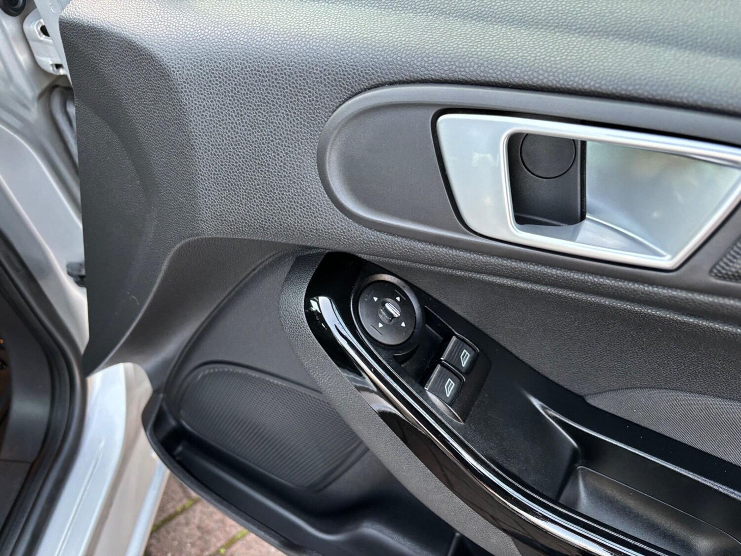 Used Ford Fiesta 2013 for sale - 78058576: Photo 38