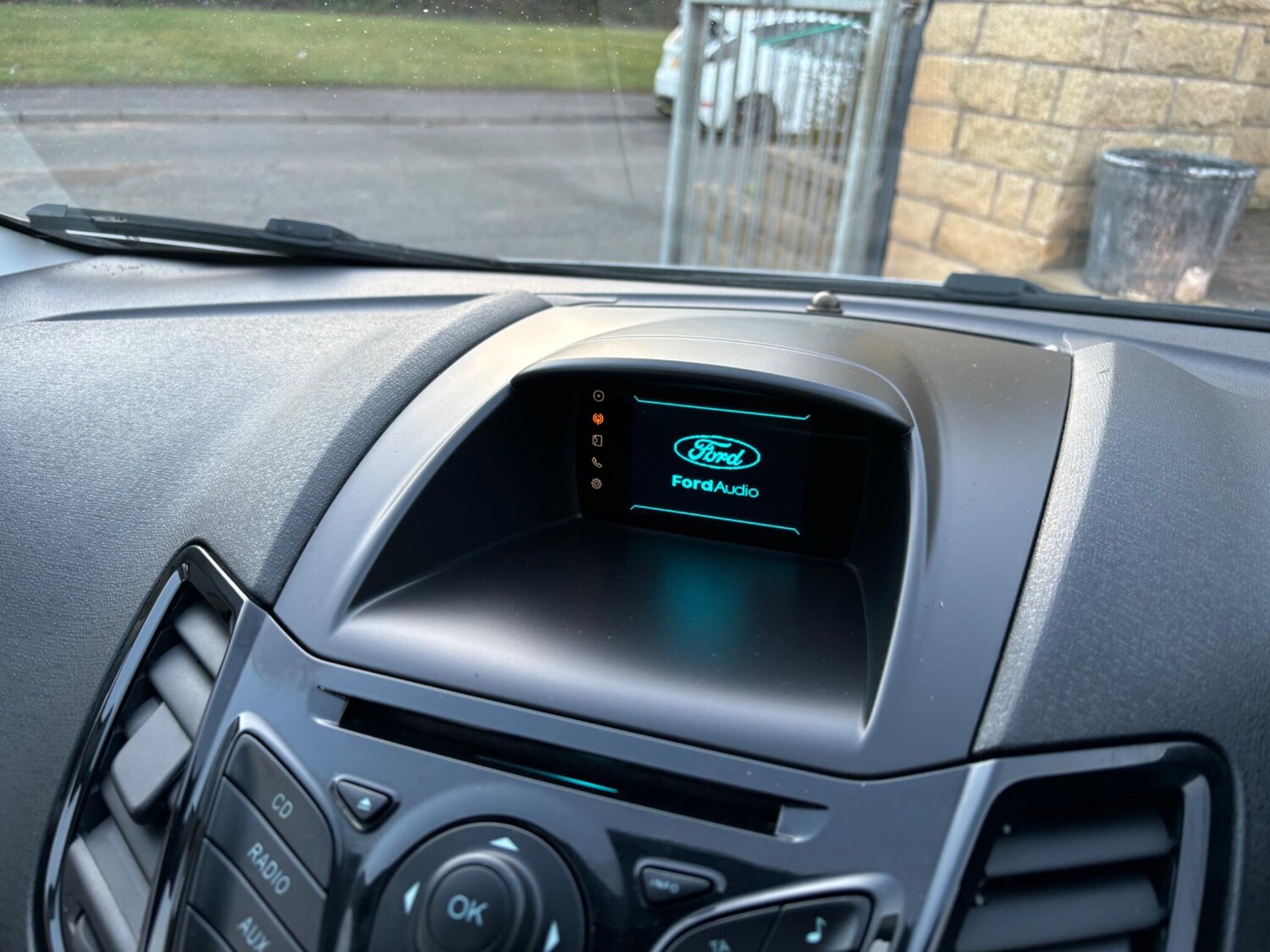 Used Ford Fiesta 2013 for sale - 78058576: Photo 41