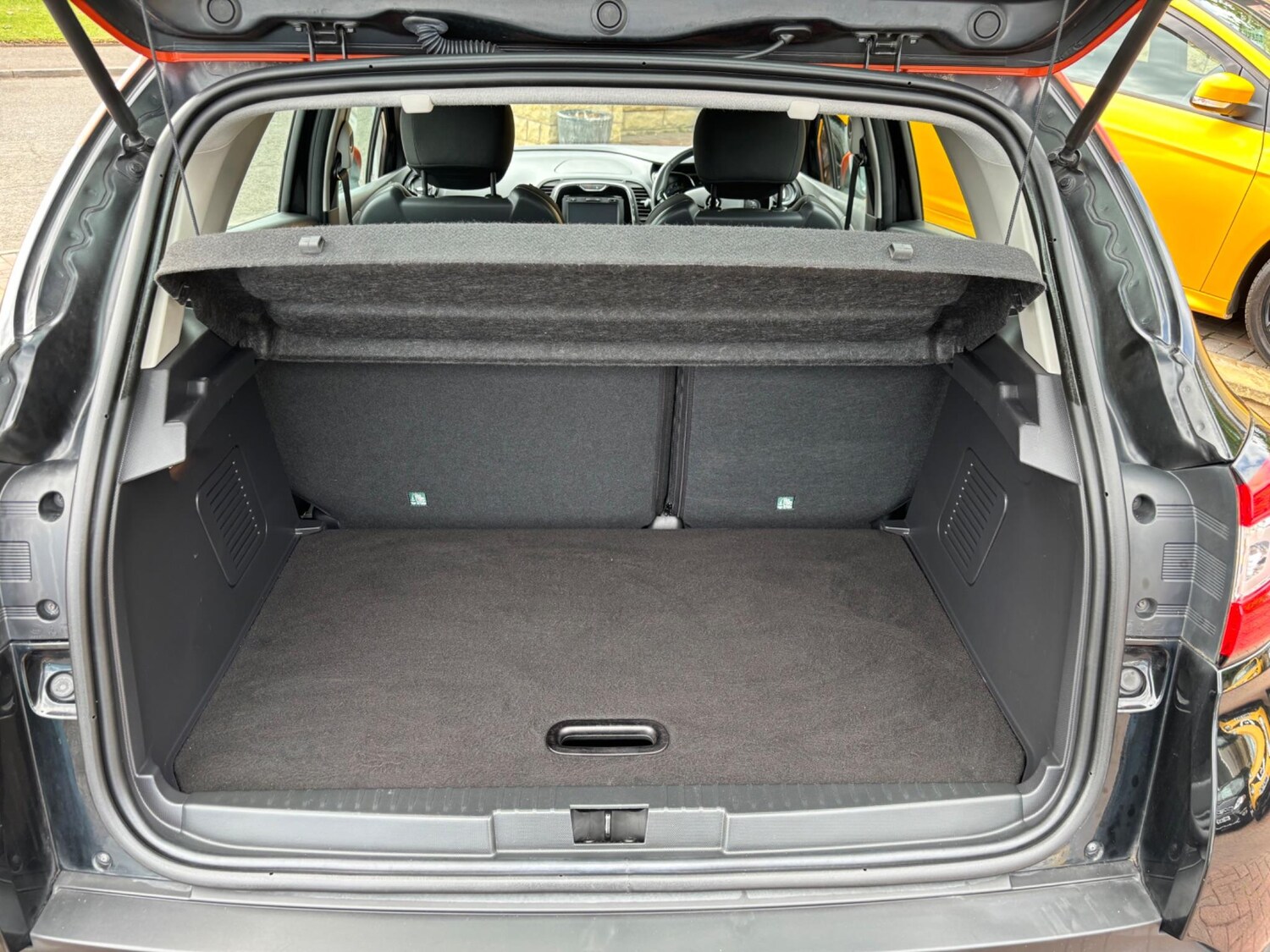 Vehicle 33
