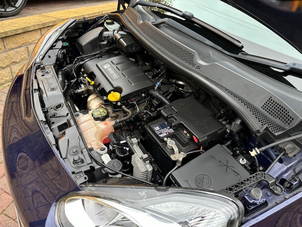 Used Vauxhall ADAM 2015 for sale - 76174929: Photo 20