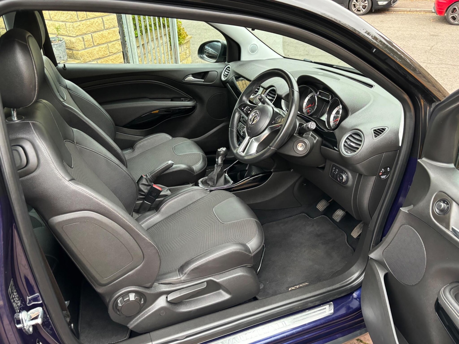 Used Vauxhall ADAM 2015 for sale - 76174929: Photo 23