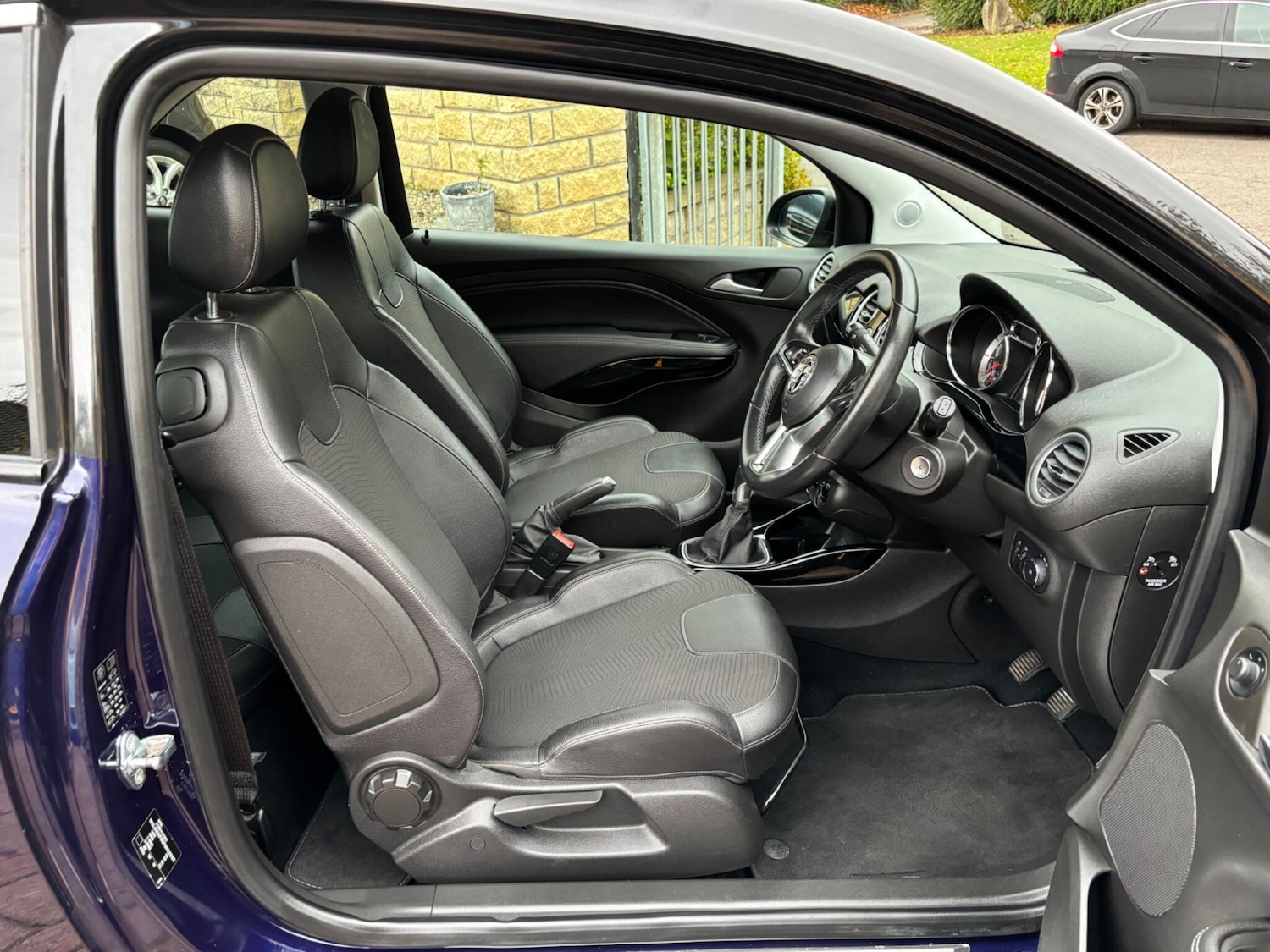 Used Vauxhall ADAM 2015 for sale - 76174929: Photo 24