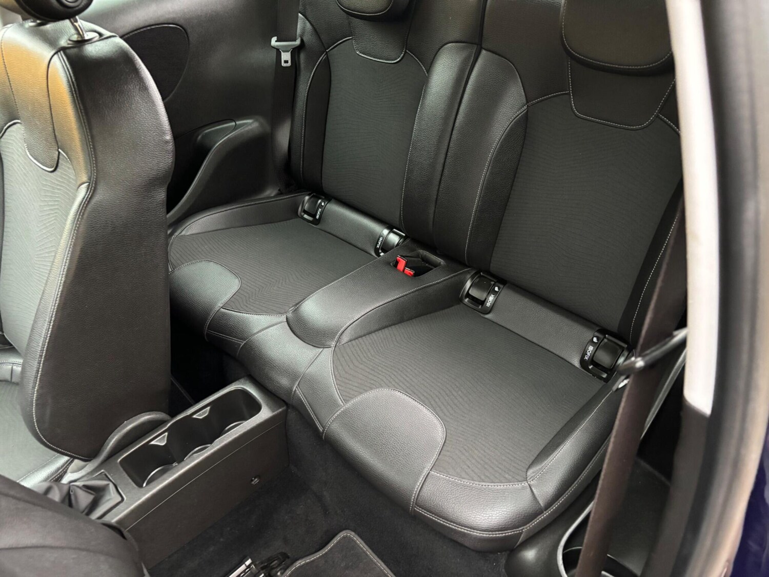 Used Vauxhall ADAM 2015 for sale - 76174929: Photo 29