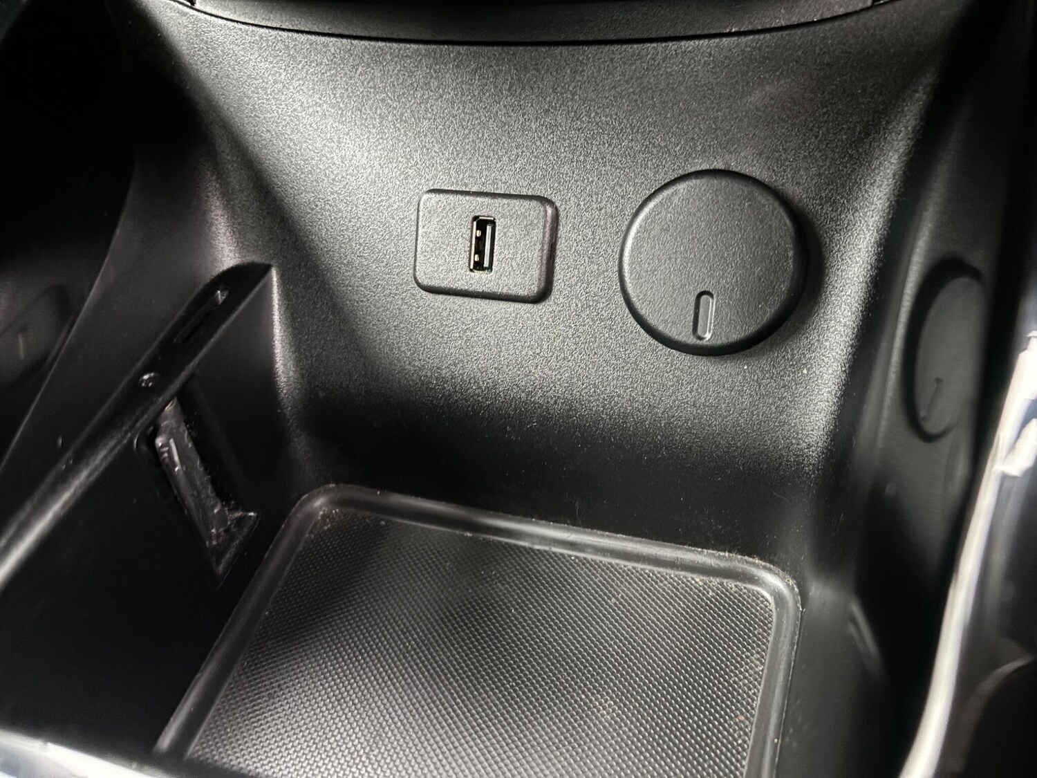 Used Vauxhall ADAM 2015 for sale - 76174929: Photo 35