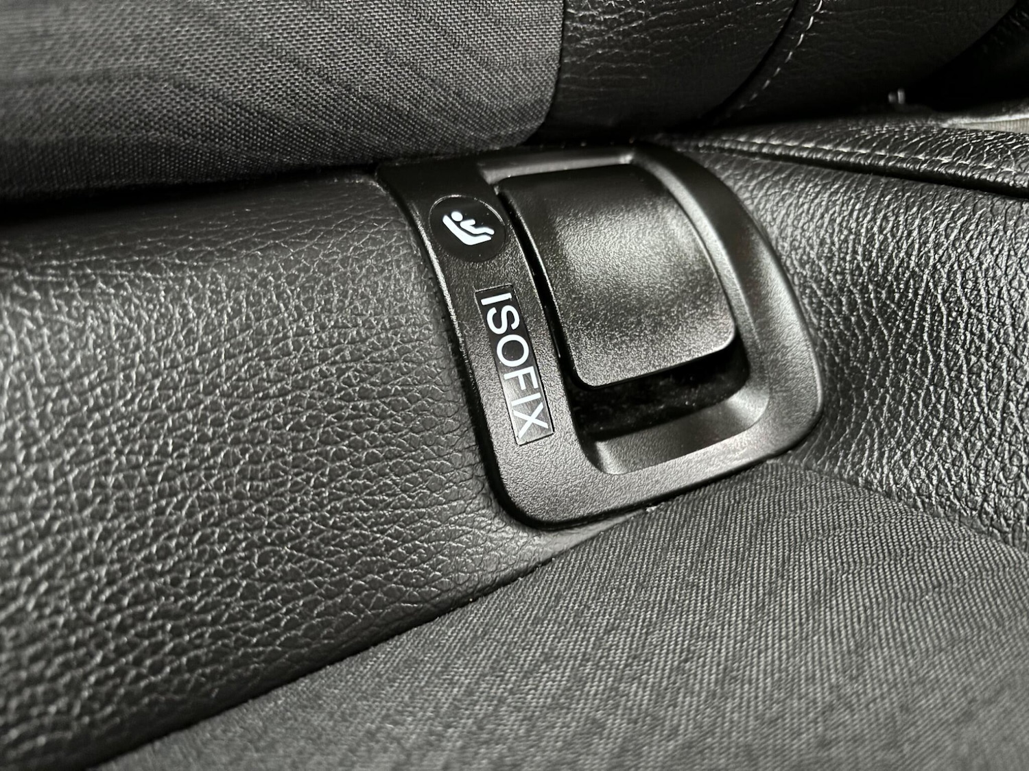 Used Vauxhall ADAM 2015 for sale - 76174929: Photo 56