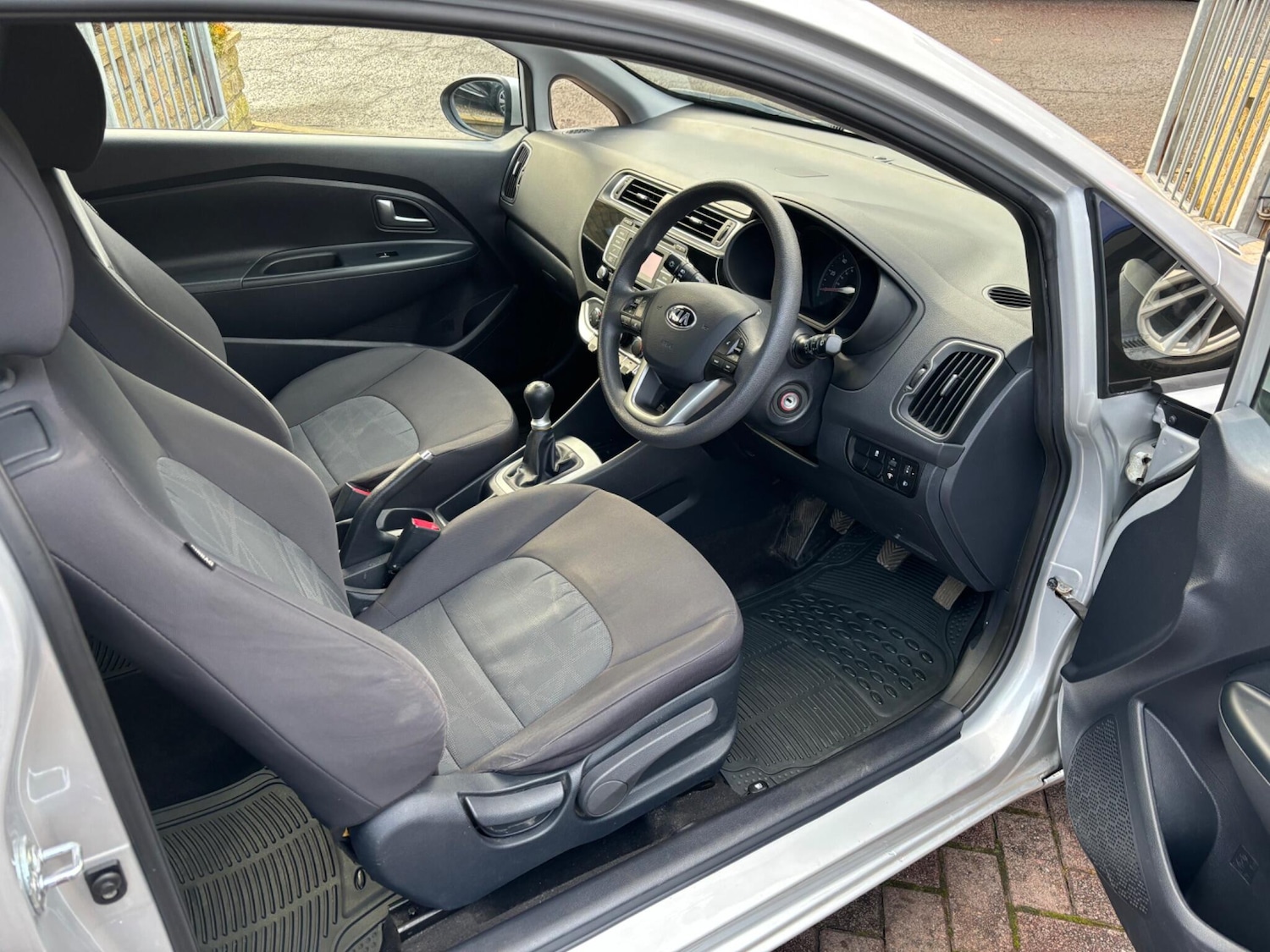 Used Kia Rio 2015 for sale - 77144307: Photo 21