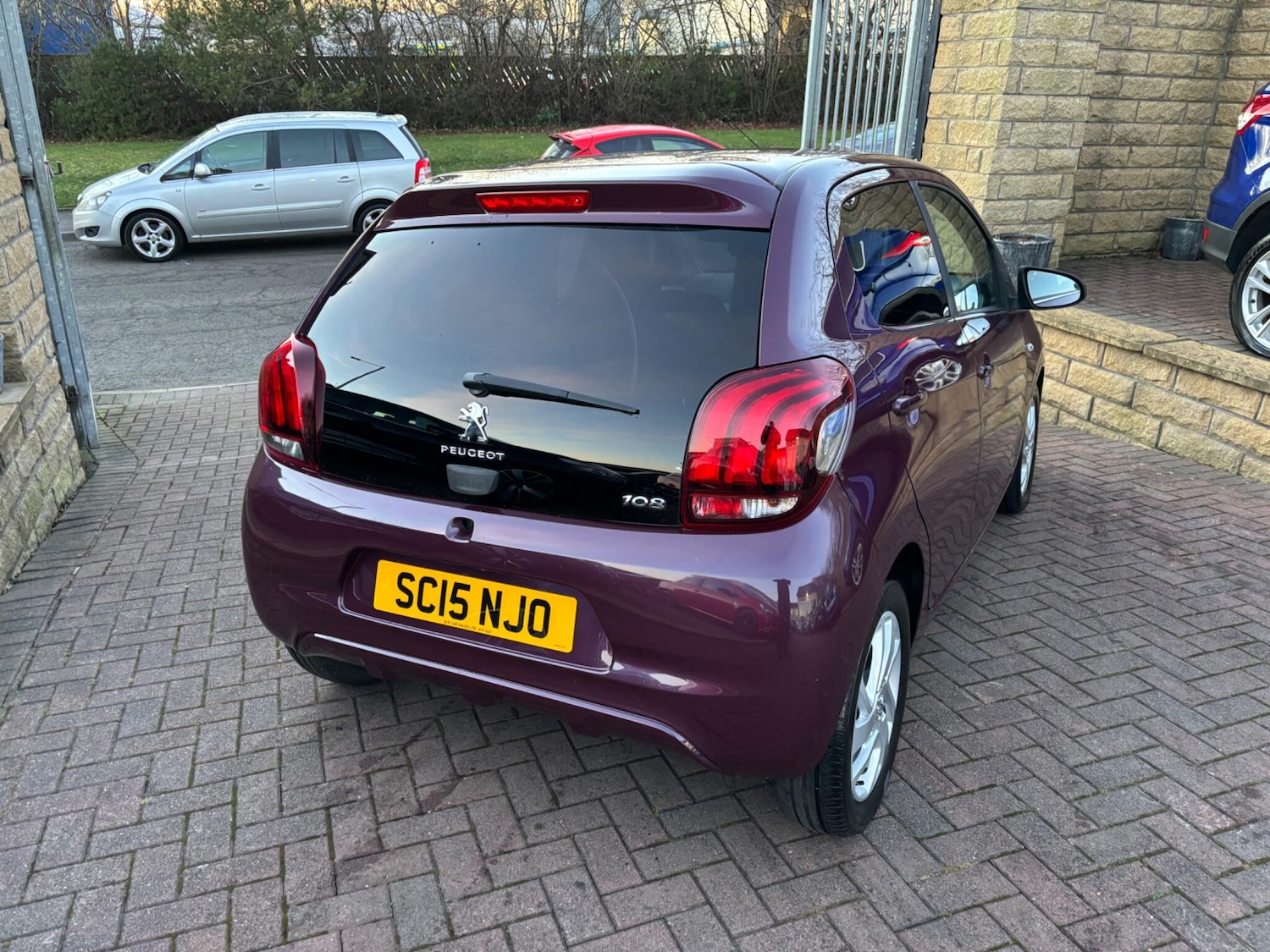 Used Peugeot 108 2015 for sale - 76942399: Photo 11