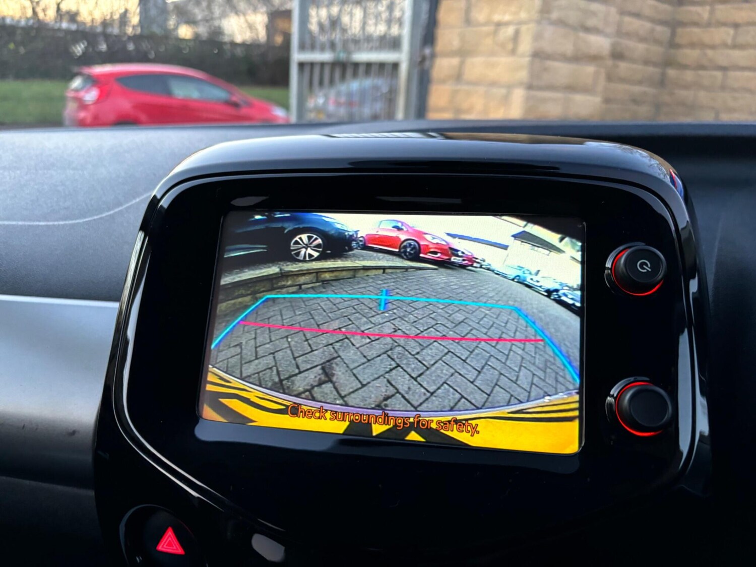 Used Peugeot 108 2015 for sale - 76942399: Photo 36