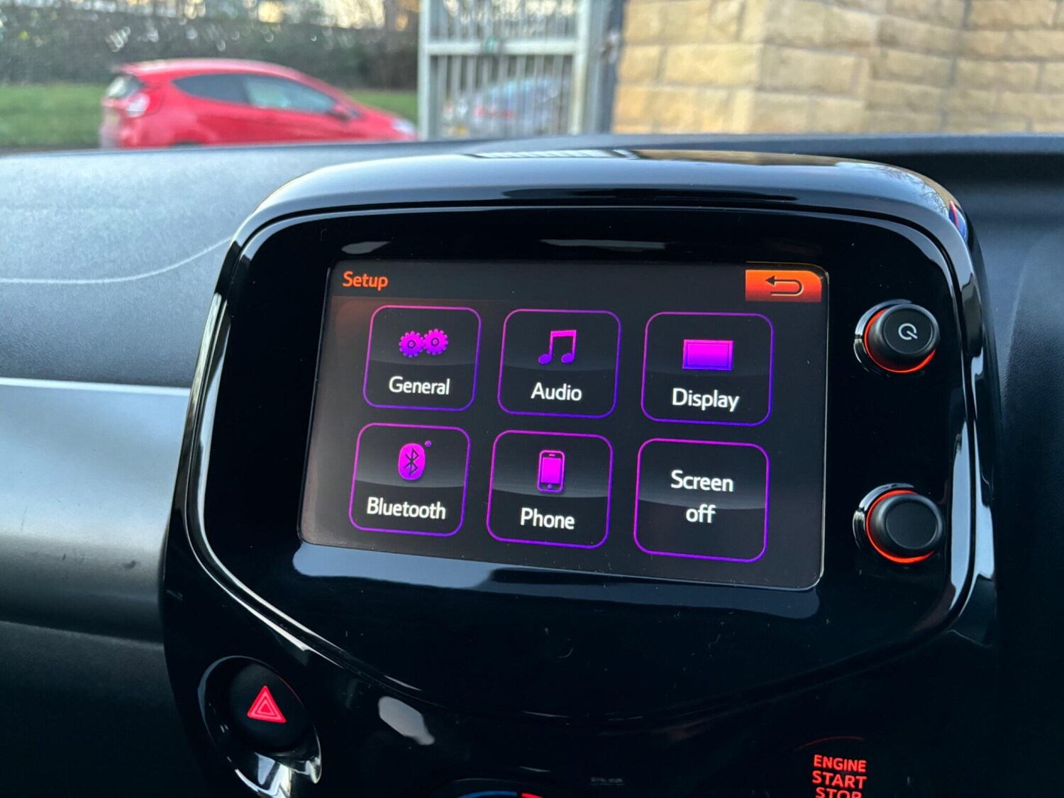 Used Peugeot 108 2015 for sale - 76942399: Photo 37