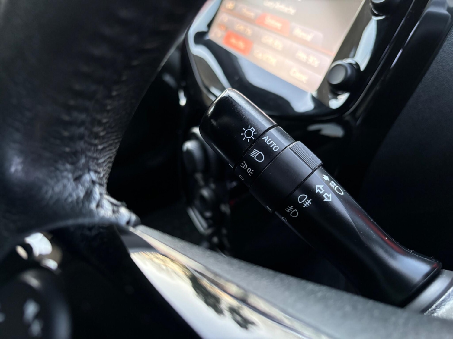 Used Peugeot 108 2015 for sale - 76942399: Photo 47