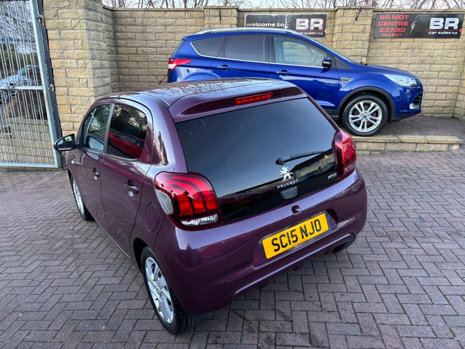 Used Peugeot 108 2015 for sale - 76942399: Photo 9