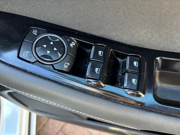 Used Ford S-Max 2016 for sale - 74564781: Photo 43