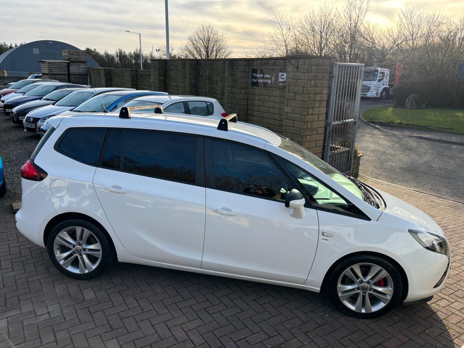 Used Vauxhall Zafira Tourer 2015 for sale - 77537721: Photo 10