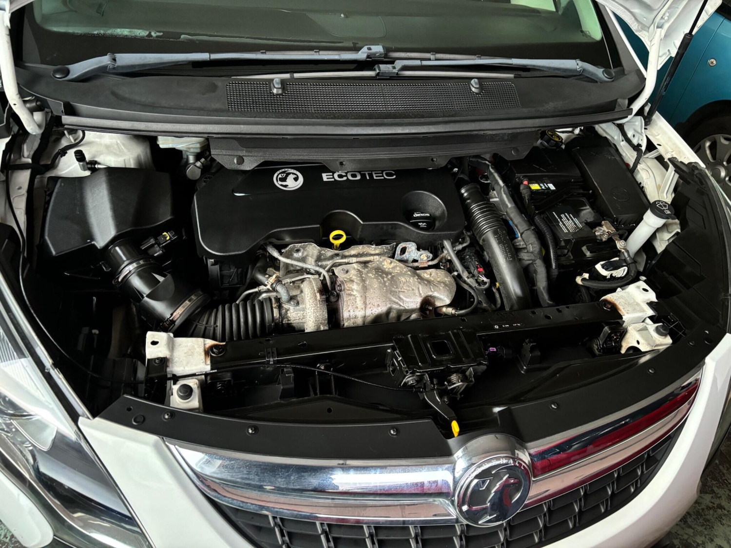 Used Vauxhall Zafira Tourer 2015 for sale - 77537721: Photo 17