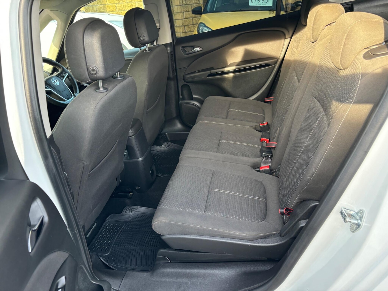 Used Vauxhall Zafira Tourer 2015 for sale - 77537721: Photo 27