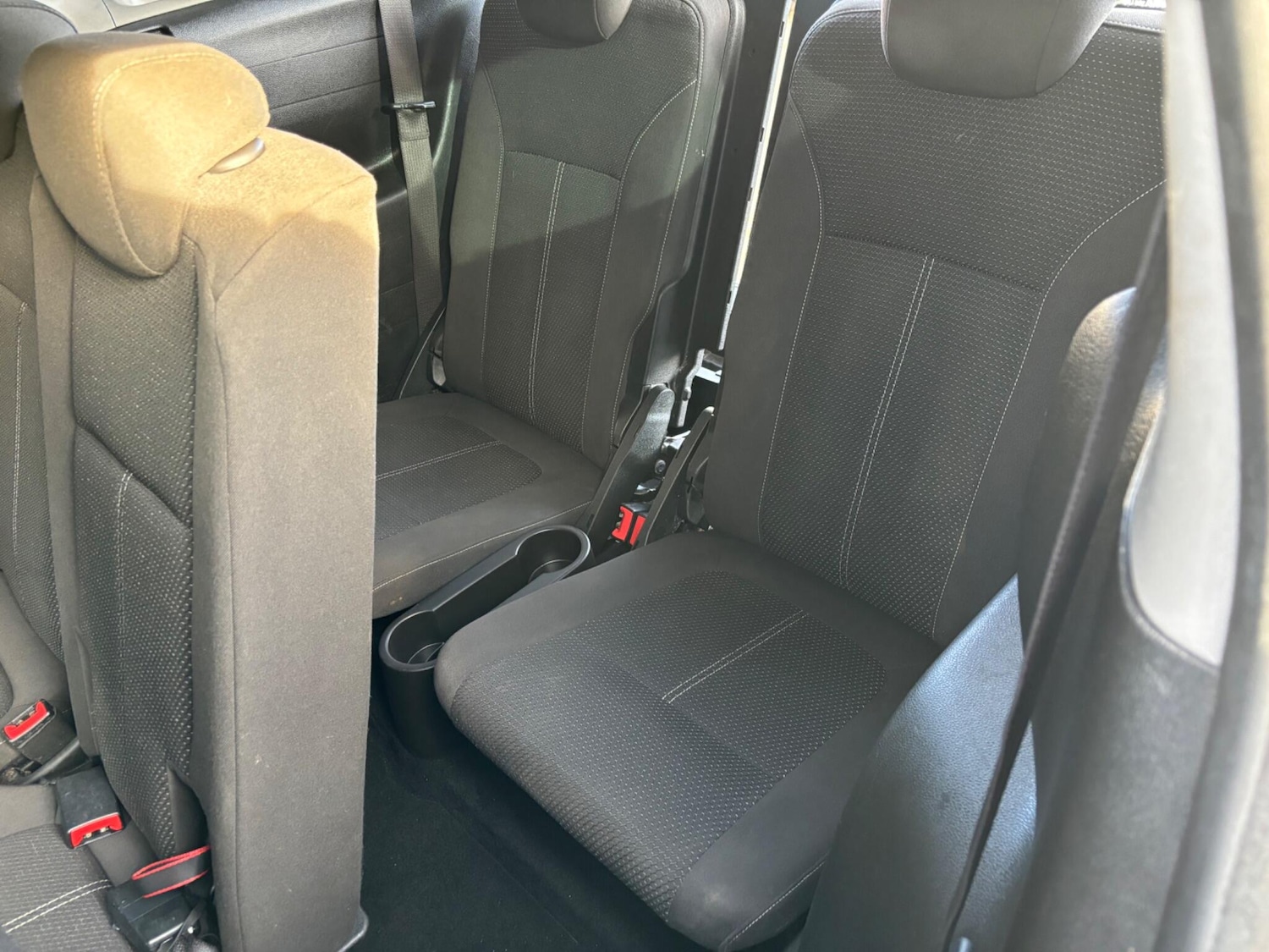 Used Vauxhall Zafira Tourer 2015 for sale - 77537721: Photo 29