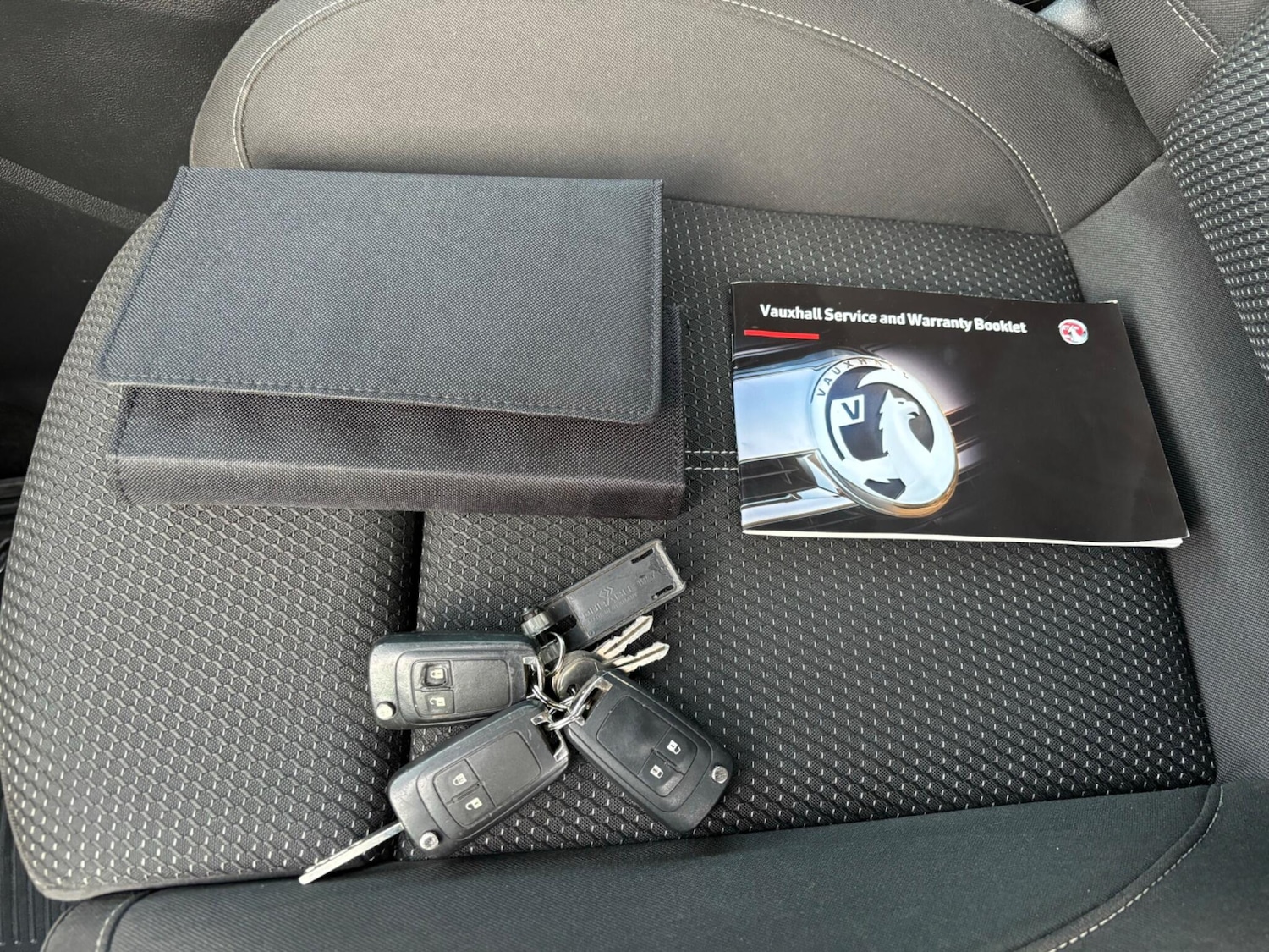 Used Vauxhall Zafira Tourer 2015 for sale - 77537721: Photo 36