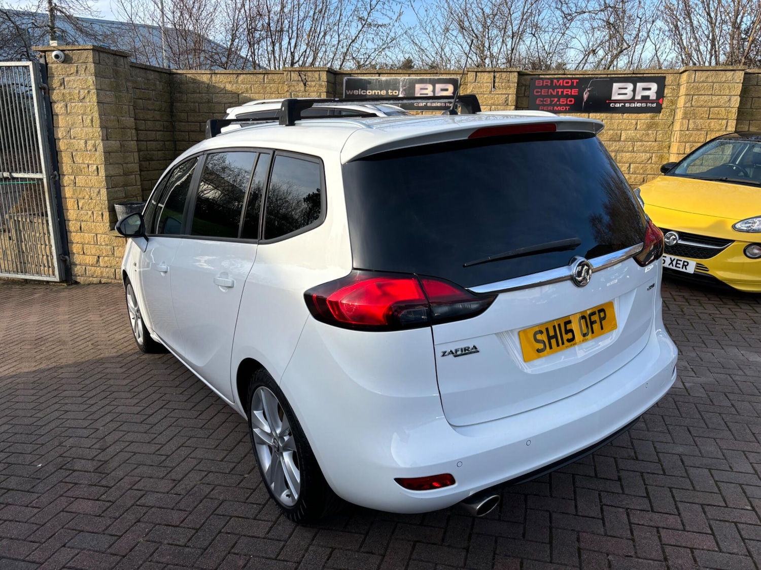 Used Vauxhall Zafira Tourer 2015 for sale - 77537721: Photo 6